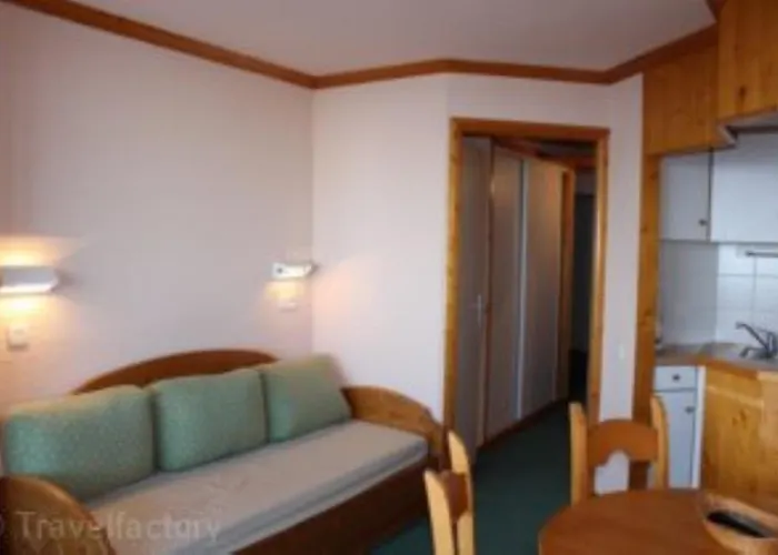 Travelski Classic - Vue Mont Blanc Apartment *